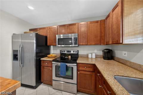 4005 SW 27th Ave, Cape Coral FL - photo 12 of 29