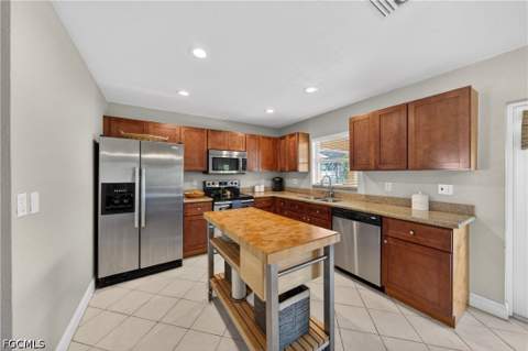 4005 SW 27th Ave, Cape Coral FL - photo 7 of 29