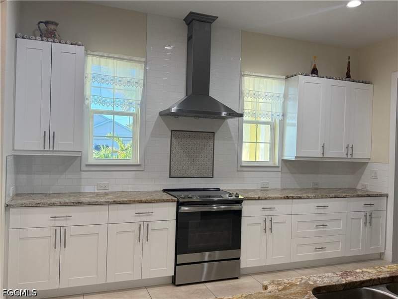 3 bedroom SingleFamilyResidence at 618 SW 31st Ter, Cape Coral, Cape Coral — photo 5