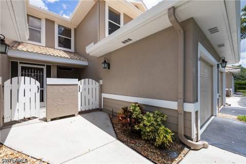 290 Emerald Bay Cir L5, Naples FL - photo 21 of 28