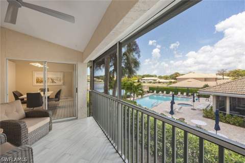 290 Emerald Bay Cir L5, Naples FL - photo 24 of 28
