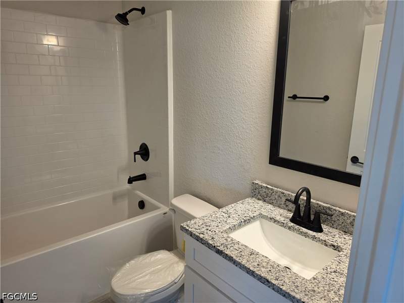 3 bedroom SingleFamilyResidence at 3731 NW 43rd Pl, Cape Coral, Cape Coral — photo 5