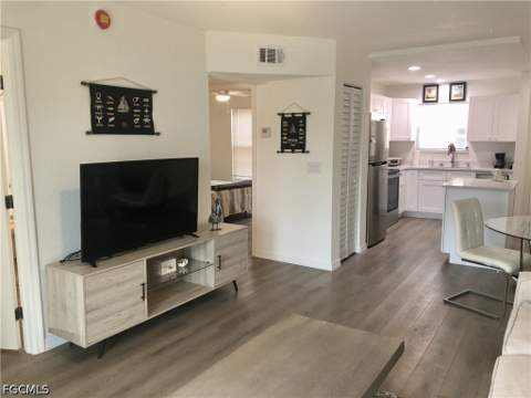16881 Davis Rd 214, Fort Myers FL - photo 12 of 46