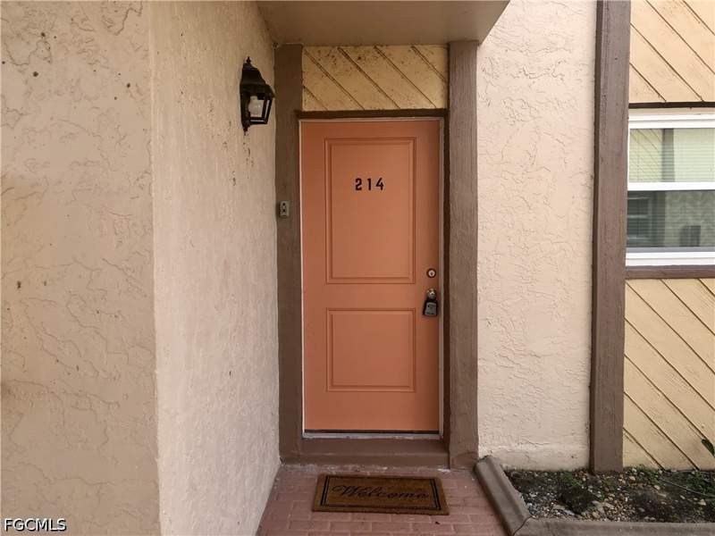 2 bedroom Condominium at 16881 Davis Rd 214, Davis Woods Condominium, Fort Myers — photo 2