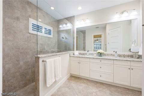 6466 Warwick Ave, Naples FL - photo 13 of 44