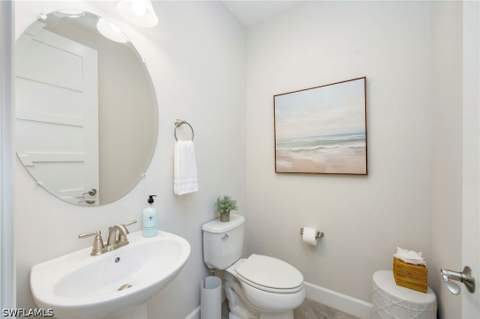6466 Warwick Ave, Naples FL - photo 19 of 44