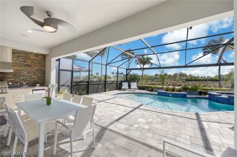 6466 Warwick Ave, Naples FL - photo 21 of 44