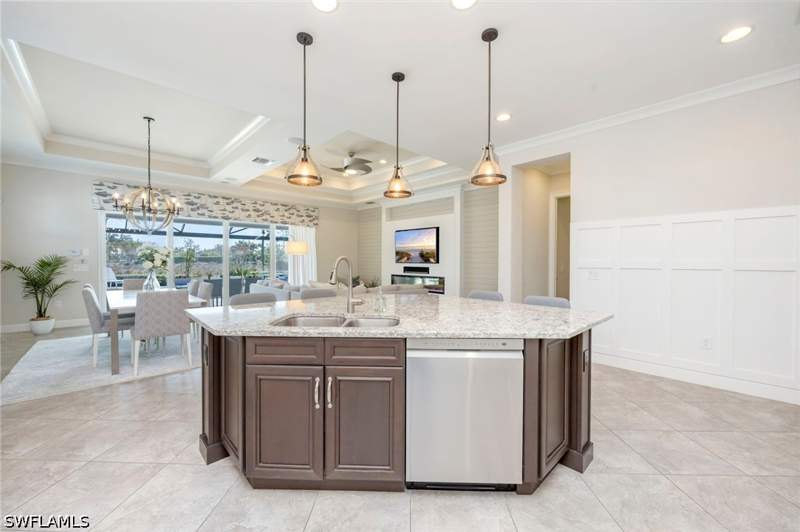 3 bedroom SingleFamilyResidence at 6466 Warwick Ave, Isles Of Collier Preserve, Naples — photo 4