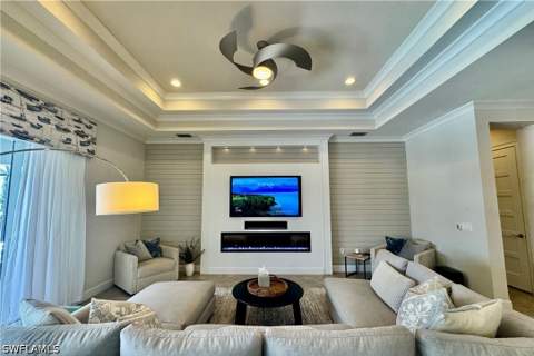 6466 Warwick Ave, Naples FL - photo 9 of 44