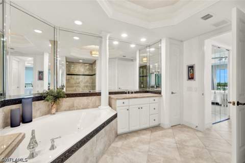 295 Grande Way 306, Naples FL - photo 23 of 48