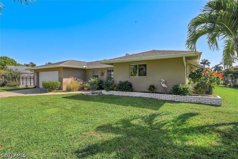 4 bedroom SingleFamilyResidence at 4305 SE 1st Ave, Cape Coral, Cape Coral — photo 5