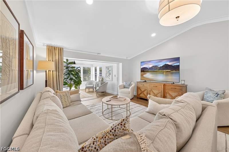 4 bedroom SingleFamilyResidence at 1251 Par View Dr, Beachview Country Club Estates, Sanibel — photo 5
