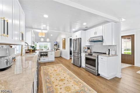 1251 Par View Dr, Sanibel FL - photo 9 of 50