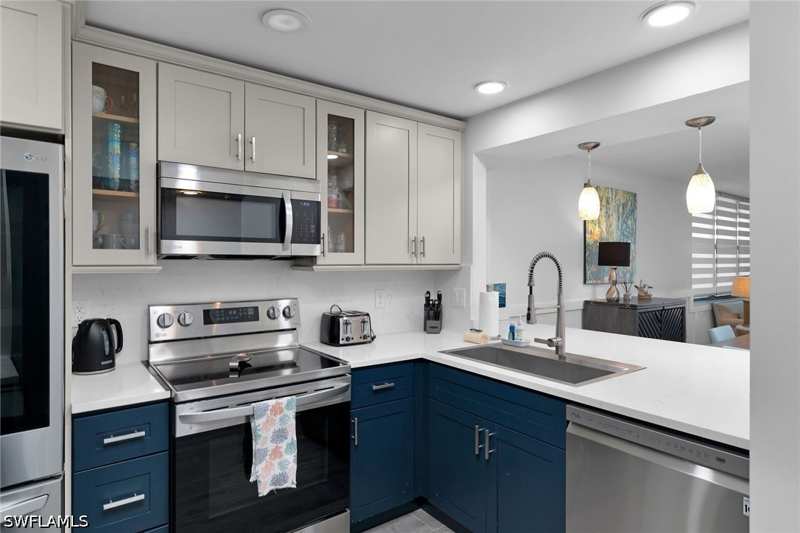 2 bedroom Condominium at 591 Seaview Ct A402, South Seas, Marco Island — photo 1