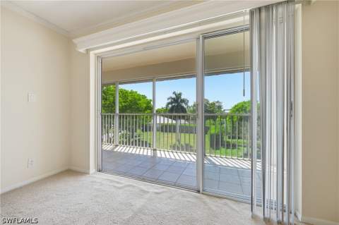 3150 Binnacle Dr 318, Naples FL - photo 19 of 35