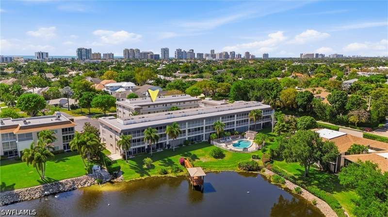 2 bedroom Condominium at 3150 Binnacle Dr 318, Riviera At Moorings, Naples — photo 5