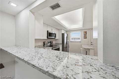 3150 Binnacle Dr 318, Naples FL - photo 7 of 35