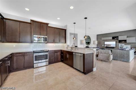 13539 Mandarin Cir, Naples FL - photo 10 of 25