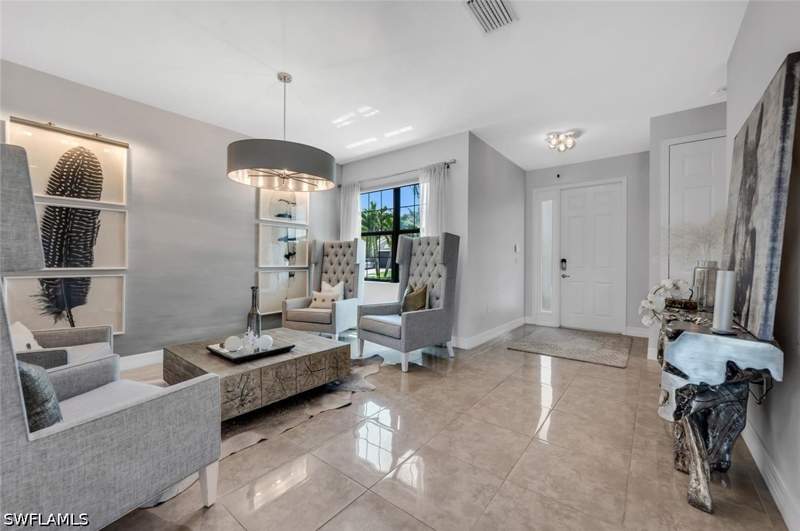 5 bedroom SingleFamilyResidence at 13539 Mandarin Cir, Marbella Isles, Naples — photo 5
