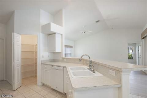 5333 SW 16th Pl, Cape Coral FL - photo 17 of 50