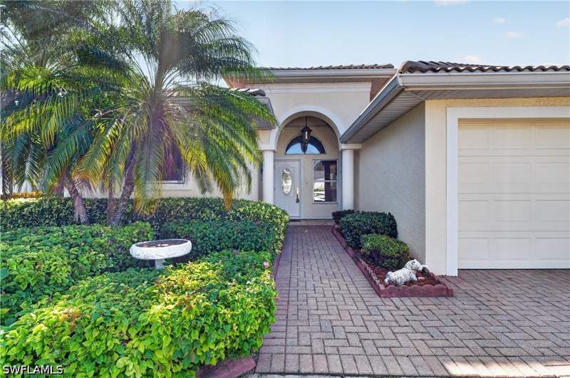 4 bedroom SingleFamilyResidence at 12585 Gemstone Ct, Stoneybrook, Fort Myers — photo 3