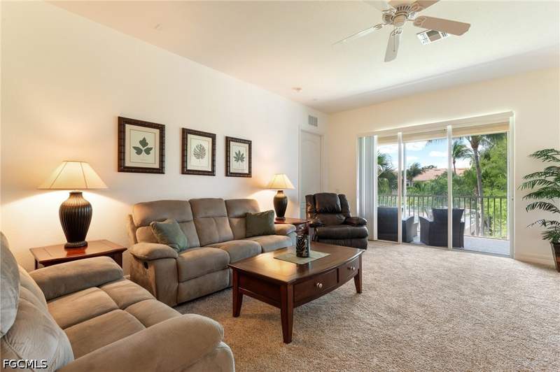 4 bedroom Condominium at 6011 Jonathans Bay Cir 402, Jonathans Bay, Fort Myers — photo 4
