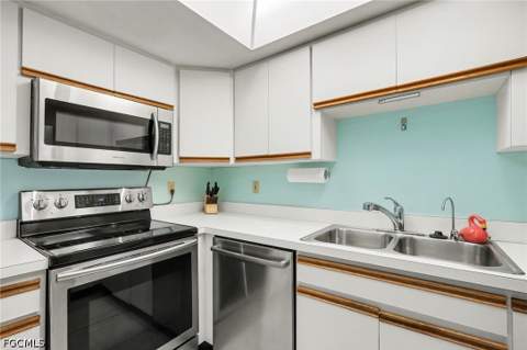 13204 Broadhurst Loop, Fort Myers FL - photo 8 of 27