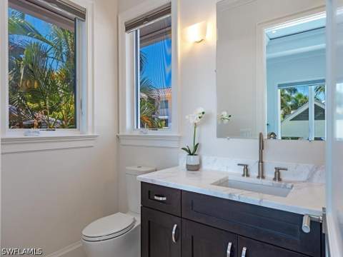 545 13th Ave S, Naples FL - photo 11 of 25