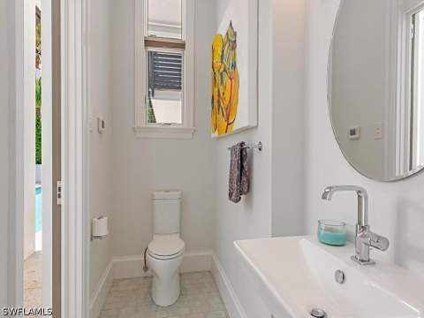 545 13th Ave S, Naples FL - photo 20 of 25
