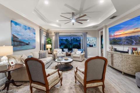 2302 Marquesa Cir, Naples FL - photo 8 of 47