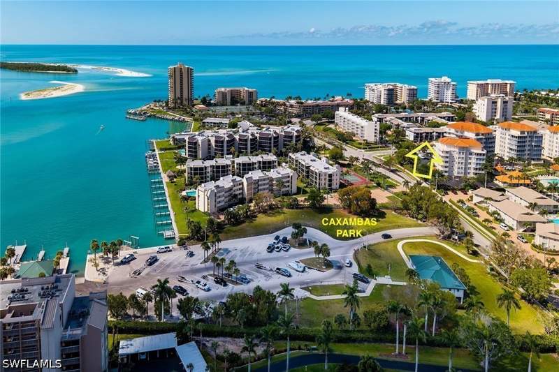 2 bedroom Townhouse at 1130 Swallow Ave B103, Town House Square, Marco Island — photo 2
