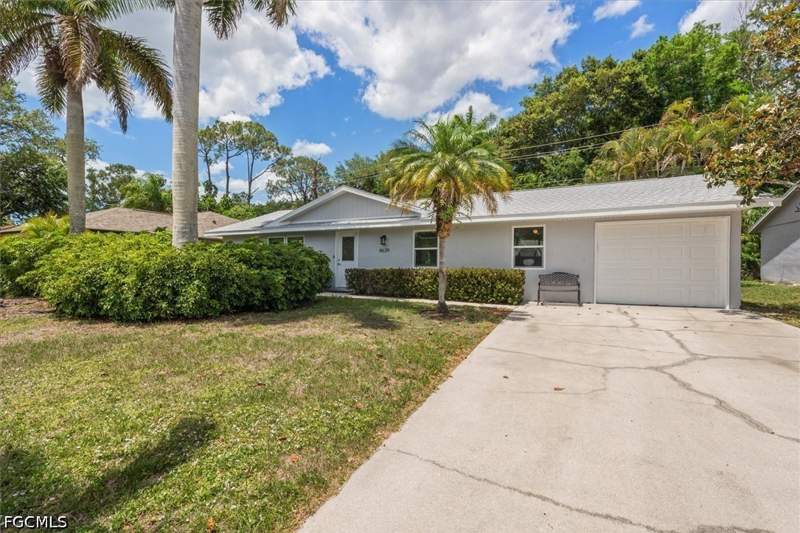 3 bedroom SingleFamilyResidence at 4639 Robin Ave, Flamingo Estates, Naples — photo 2
