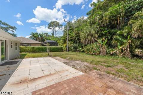 4639 Robin Ave, Naples FL - photo 20 of 30