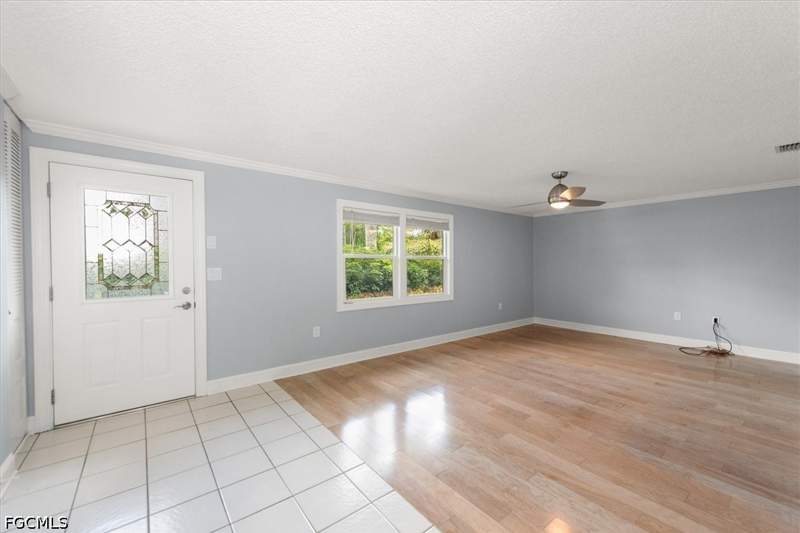 3 bedroom SingleFamilyResidence at 4639 Robin Ave, Flamingo Estates, Naples — photo 4