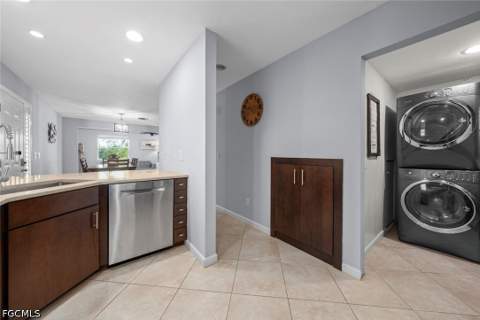1410 Sand Castle Rd, Sanibel FL - photo 10 of 38