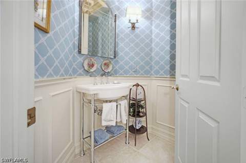 710 Shadow Lake Ln, Naples FL - photo 18 of 36