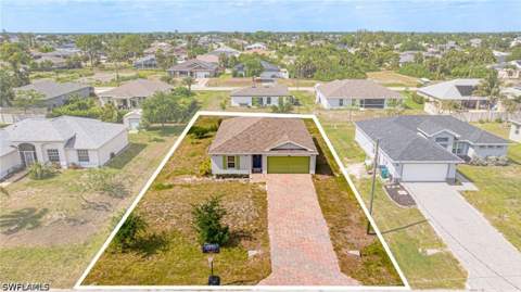 1607 NE 35th Ln, Cape Coral FL - photo 8 of 27