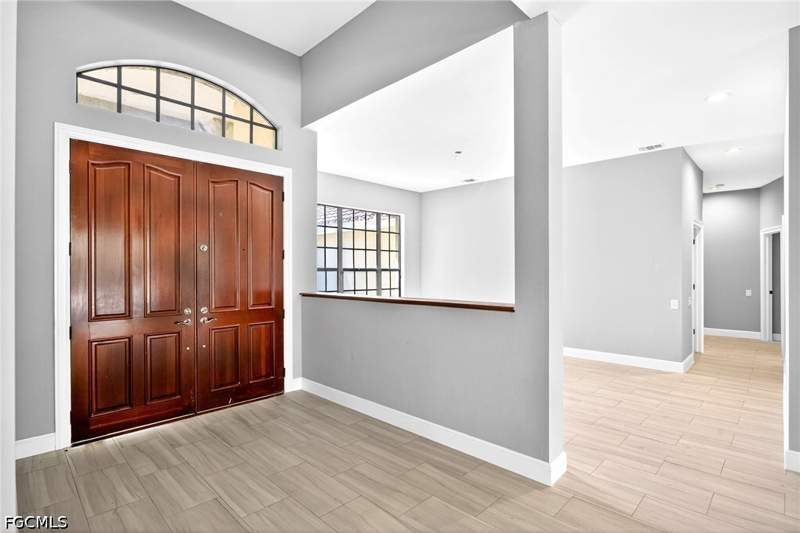 3 bedroom SingleFamilyResidence at 7214 Hendry Creek Dr, Hendry Creek, Fort Myers — photo 5