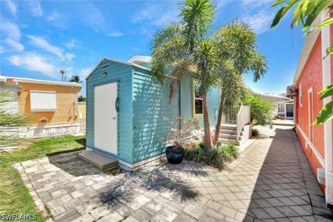 414 Papaya St 53, Goodland FL - photo 16 of 27