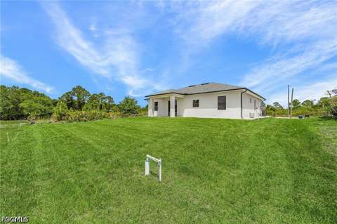 2711 40th St W, Lehigh Acres FL - photo 21 of 31