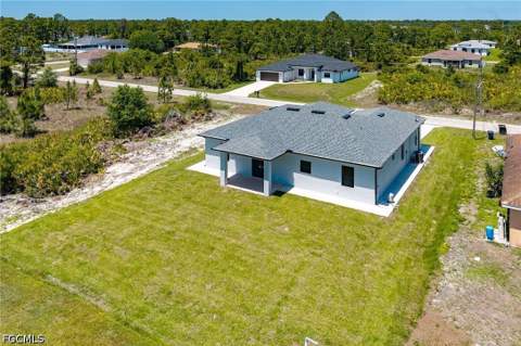 2711 40th St W, Lehigh Acres FL - photo 23 of 31