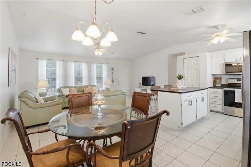 3 bedroom SingleFamilyResidence at 2111 NE 25th St, Cape Coral, Cape Coral — photo 1