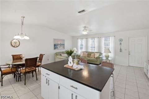 2111 NE 25th St, Cape Coral FL - photo 8 of 31