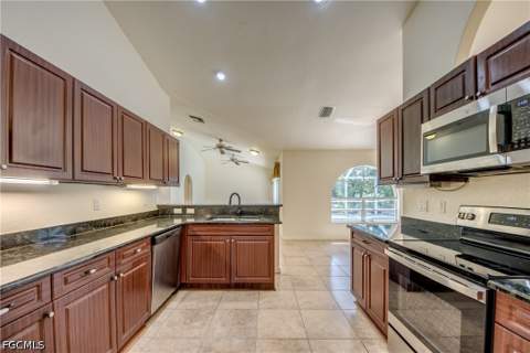 4341 SW 25th Ct, Cape Coral FL - photo 11 of 47