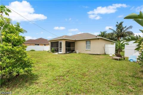 1728 NE 22nd Ter, Cape Coral FL - photo 19 of 36