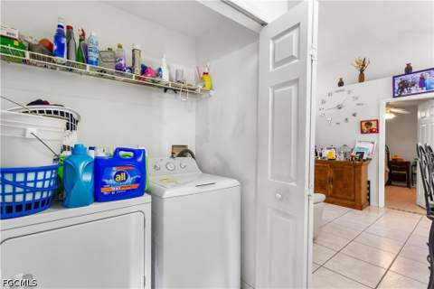 1728 NE 22nd Ter, Cape Coral FL - photo 24 of 36