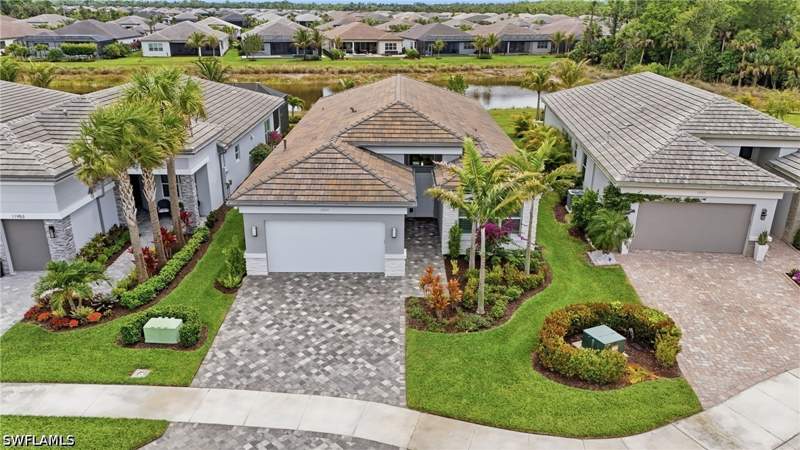 3 bedroom SingleFamilyResidence at 11949 Gardenia Ave, Valencia Trails, Naples — photo 4