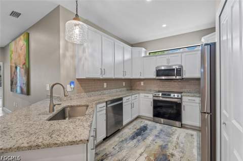 14045 Winding Cedar Way, Fort Myers FL - photo 15 of 49
