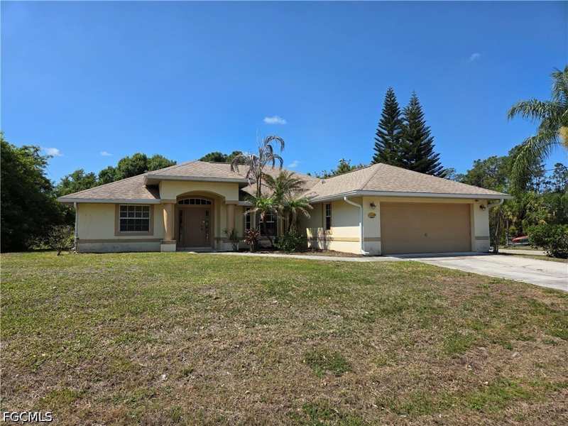 3 bedroom SingleFamilyResidence at 3200 E 6th St, Lehigh Acres, Lehigh Acres — photo 1