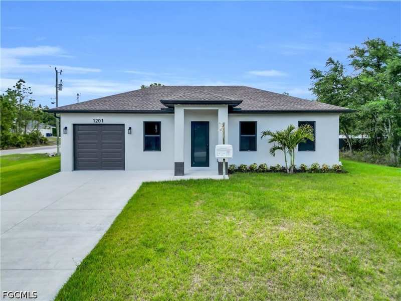 3 bedroom SingleFamilyResidence at 1201 E 7th St, Lehigh Acres, Lehigh Acres — photo 1